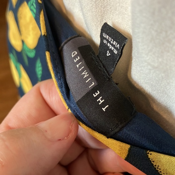 Limited size 4 navy with lemon skirt - Picture 6 of 6